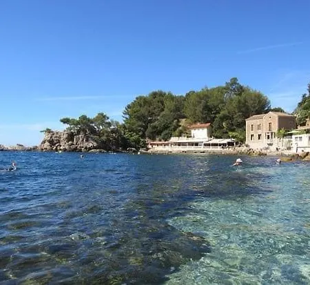 Esprit Provencal Proche De La *