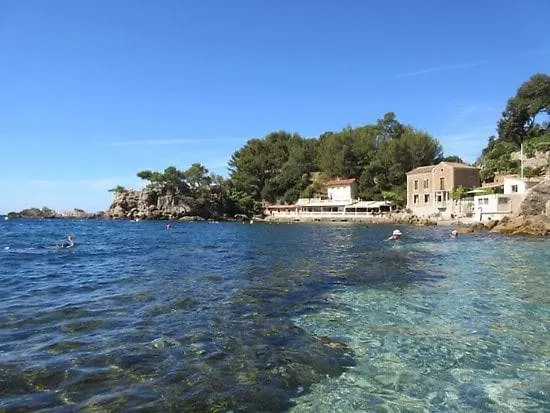 Esprit Provencal Proche De La *